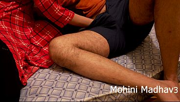 Bini Orang Digebukin Sama Majikan Sialan – Pembantu Desi Ngentot Gila-gilaan